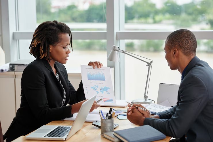 Entretien de conseil entre deux professionnels